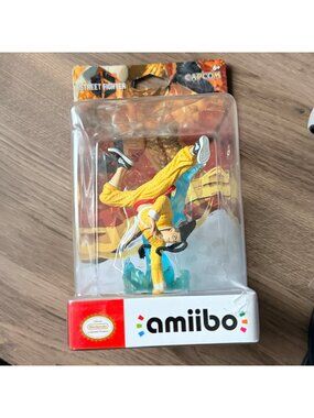New! Jamie Amiibo street fighter- package damage